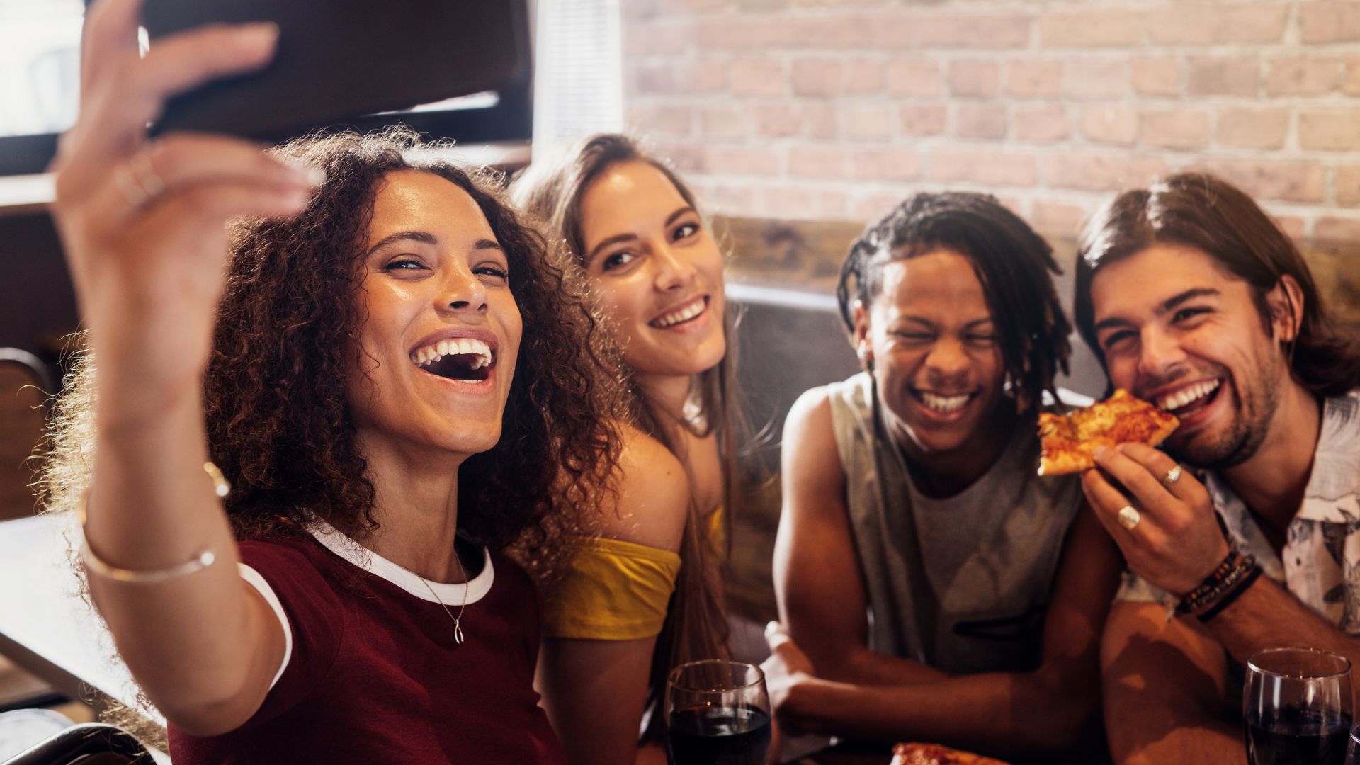 How to Make the Most of Restaurant Rewards for Gen Z and Millennials