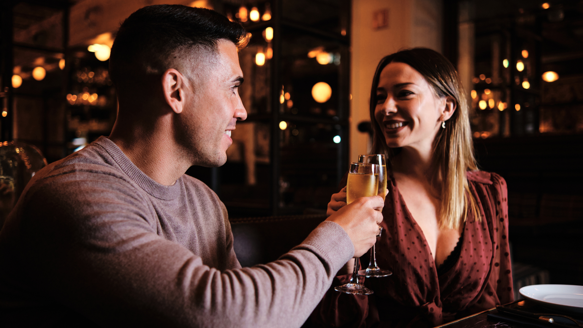 How to Make the Most of Valentine's Day Restaurant Bookings (5 Top Tips)