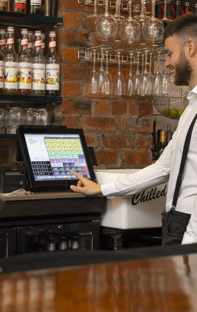 The benefits of integrating EPOS and TMS systems in your restaurant.